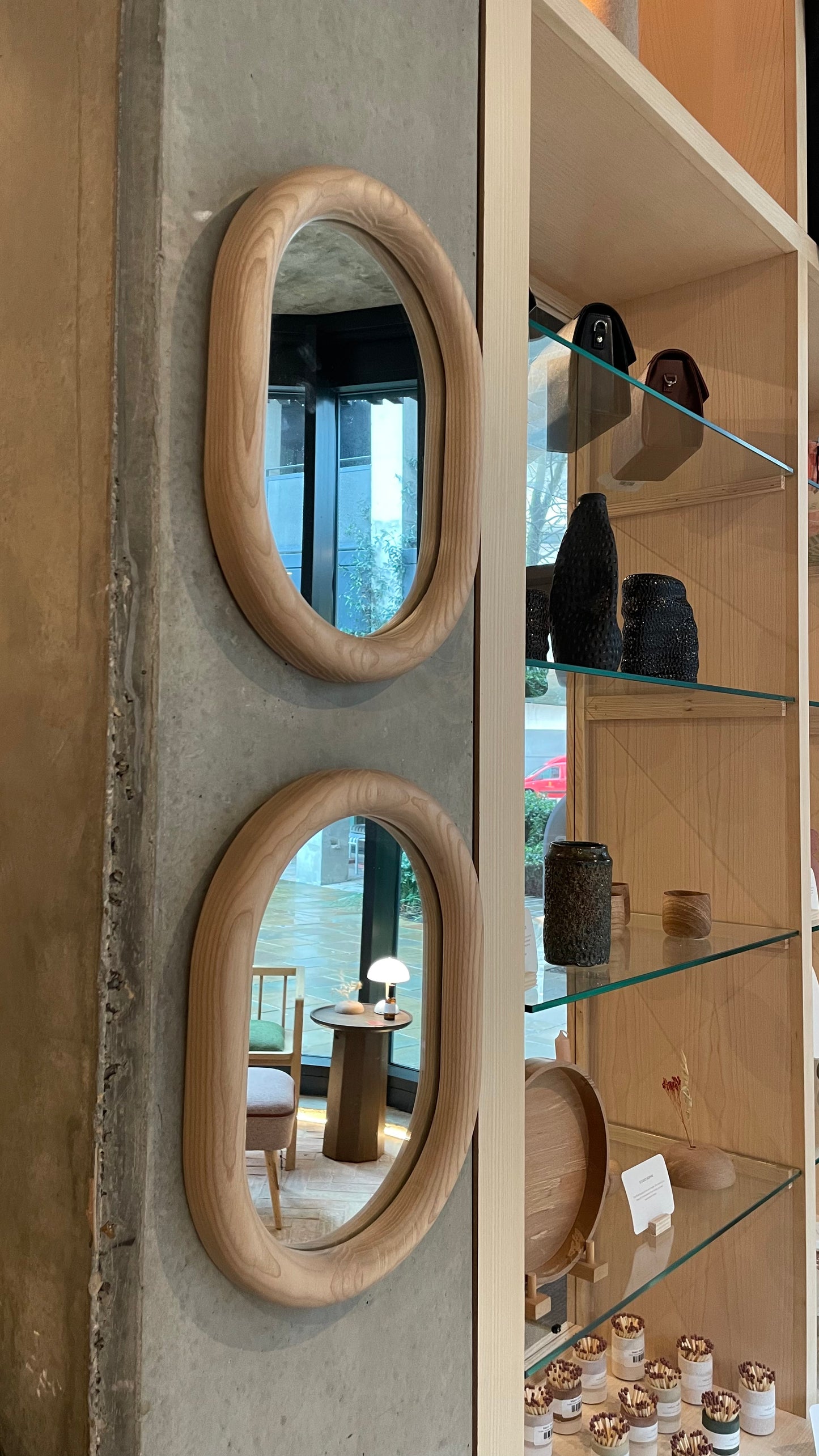 Oval "Kitt" Mirror