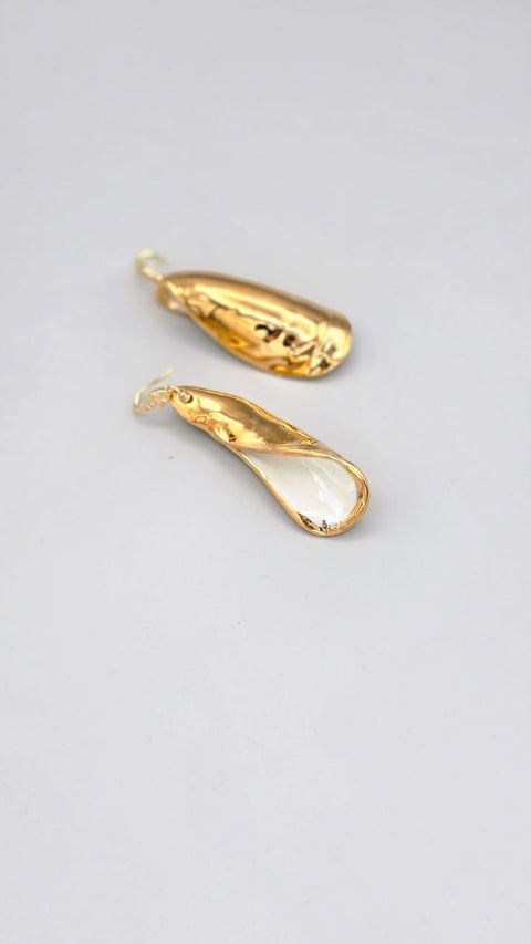 The Golden Shell Earrings