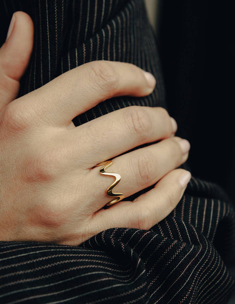 Gold Wave Ring, Waterproof