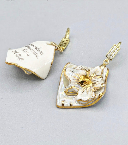 The Golden Era Flower Earrings