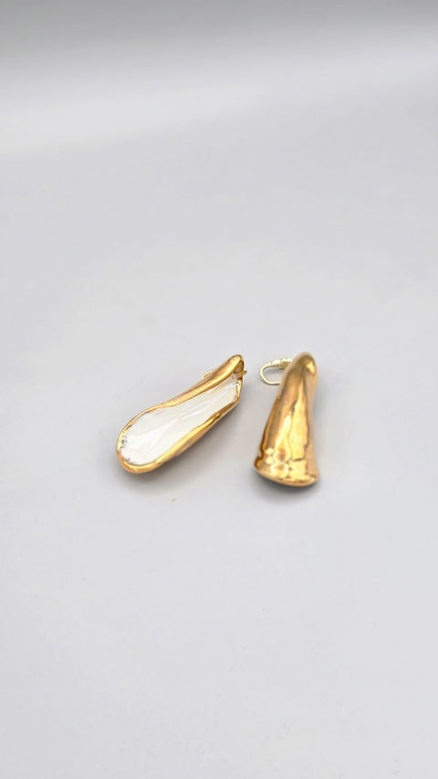 The Golden Shell Earrings