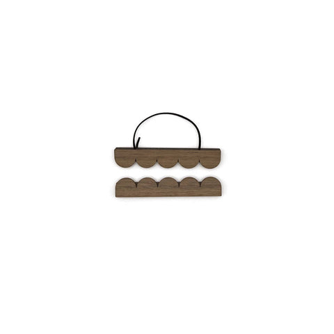 A5 Scalloped Walnut Wall Print Hanger