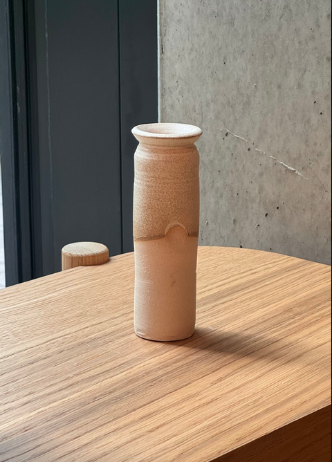 KOLAB Pinched Gradient Vase . Oatmeal