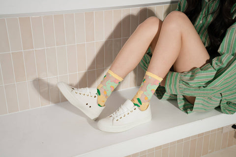 Flower Garden Sheer Socks - Lemon Green