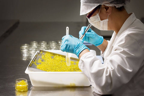 EXTRA VIRGIN OLIVE OIL CAVIAR PEARLS 50G